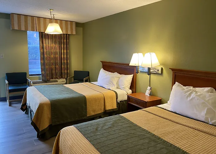 Motel: Cabarrus Inn